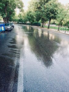 Η Αθήνα κερδίζει μέρα με τη μέρα τον «πολιτισμό» της καθημερινότητας – Επιχείρηση καθαριότητας-απολύμανσης με 20 εργαζόμενους και μεγάλα μηχανήματα στο Νέο Κόσμο