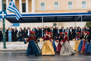 Δήμος Αθηναίων: Ολοκληρώθηκε με επιτυχία η μαθητική παρέλαση για τον εορτασμό της 25ης Μαρτίου