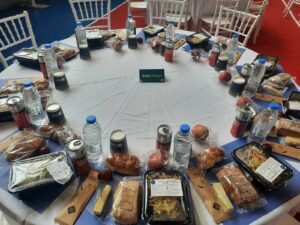 Δήμος Αθηναίων: 1300 Πασχαλινά Γεύματα Αγάπης σε ευάλωτους συμπολίτες μας από το Κέντρο Υποδοχής και Αλληλεγγύης