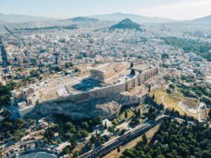 Παρατηρητήριο Βιώσιμου Τουρισμού: Τα πρώτα αποτελέσματα από το «φρένο» στις νέες άδειες καταλυμάτων βραχυχρόνιας μίσθωσης στον Δήμο Αθηναίων